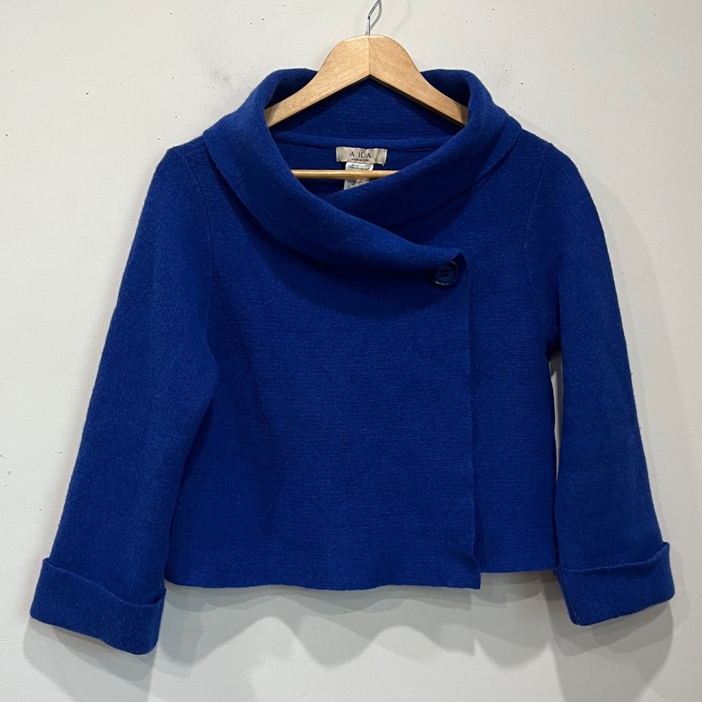 A. IDA Wool Blend Cropped 1 button Blazer jacket in Cobalt Blue size M